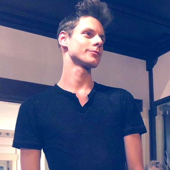 Meet your Posher, Reuben - Picture 2 of 2